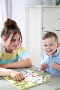 Drewniana kolekcja gier planszowych Czterech Przyjaciół 4 Friends Small Foot